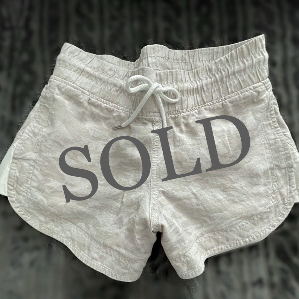 ATHLETA Sand “Camo Tide Linen Shortie” Shorts Sz 4